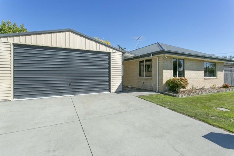Photo of property in 28 Johnstone Street, Tinwald, Ashburton, 7700
