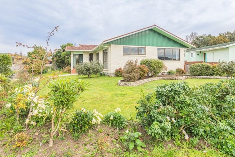 Photo of property in 21 Karamu Street, Tawhero, Whanganui, 4501