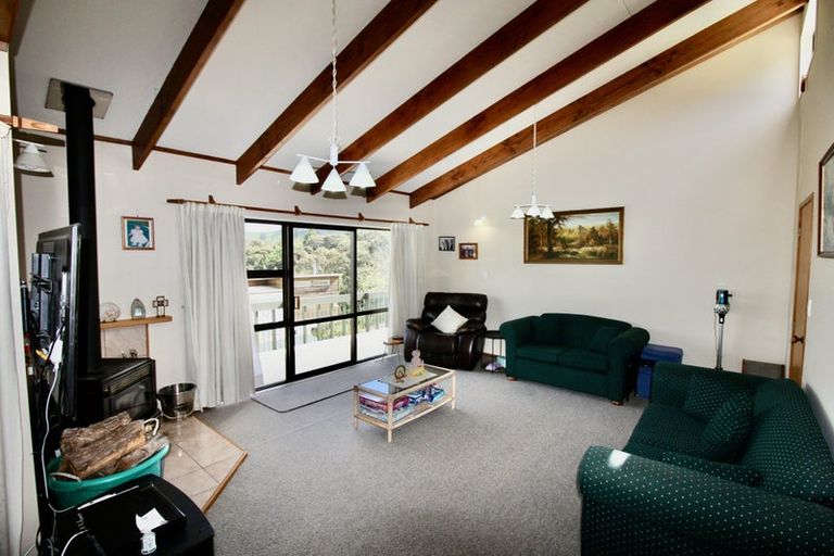 Photo of property in 52 Centennial Drive, Whitianga, 3510