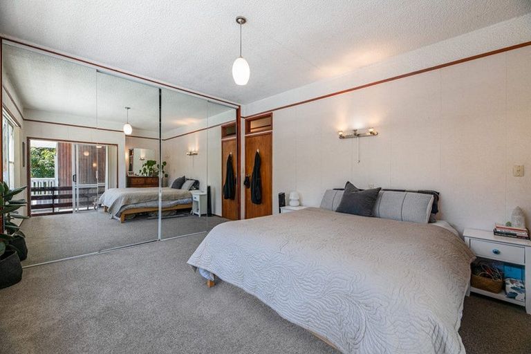 Photo of property in 318 Huia Road, Titirangi, Auckland, 0604