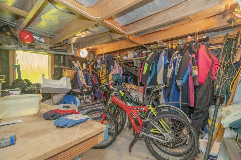 Photo of property in 4 Grierson Close, Hahei, Whitianga, 3591