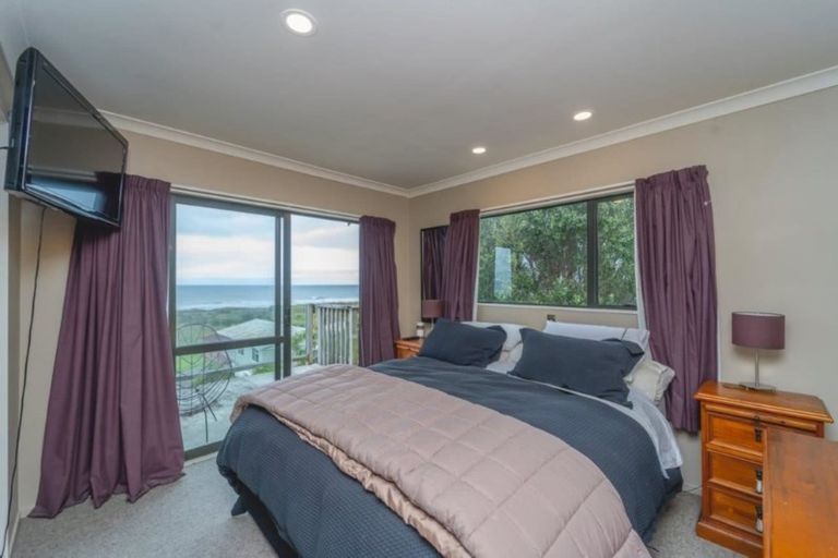 Photo of property in 14 Sandy Bay Drive, Mataikona, Tinui, 5889