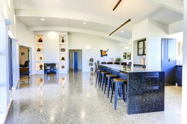 Photo of property in 31 Longbeach Drive, Castlecliff, Whanganui, 4501