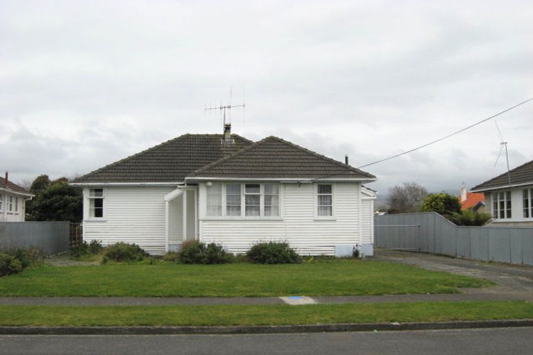Photo of property in 4 Rugby Street, Levin, 5510