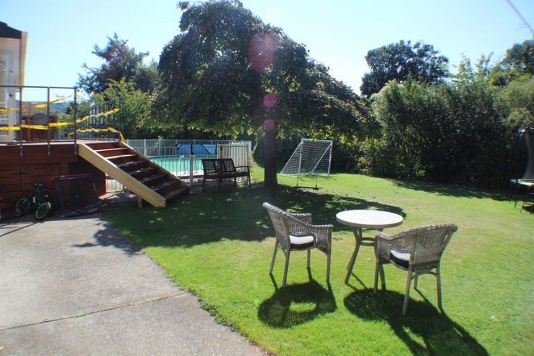 Photo of property in 42 Wai-iti Crescent, Woburn, Lower Hutt, 5010