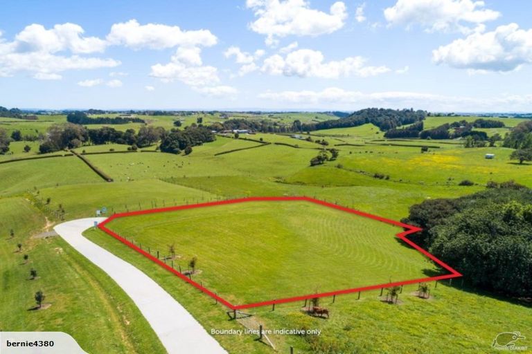 Photo of property in 8 Donald Gavin Way, Paerata, Drury, 2578