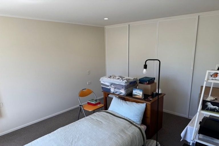 Photo of property in 17 Valentine Road, Bridge Pa, Hastings, 4175