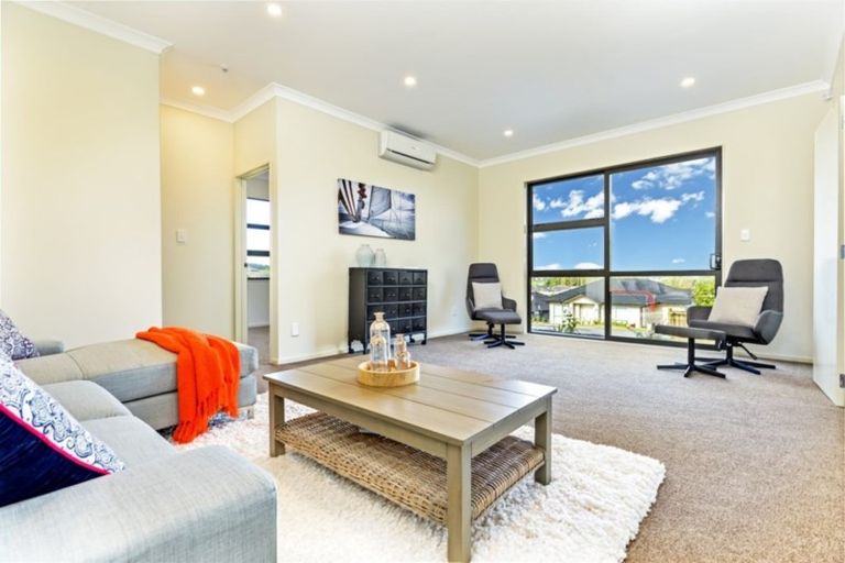Photo of property in 10 Valley Heights Lane, Pukekohe, 2120
