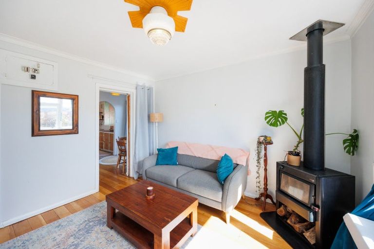 Photo of property in 16 Chrystal Street, Foxton Beach, Foxton, 4815