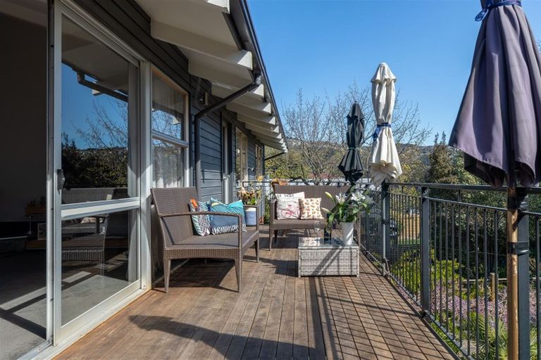 Photo of property in 28 Palatine Terrace, Huntsbury, Christchurch, 8022