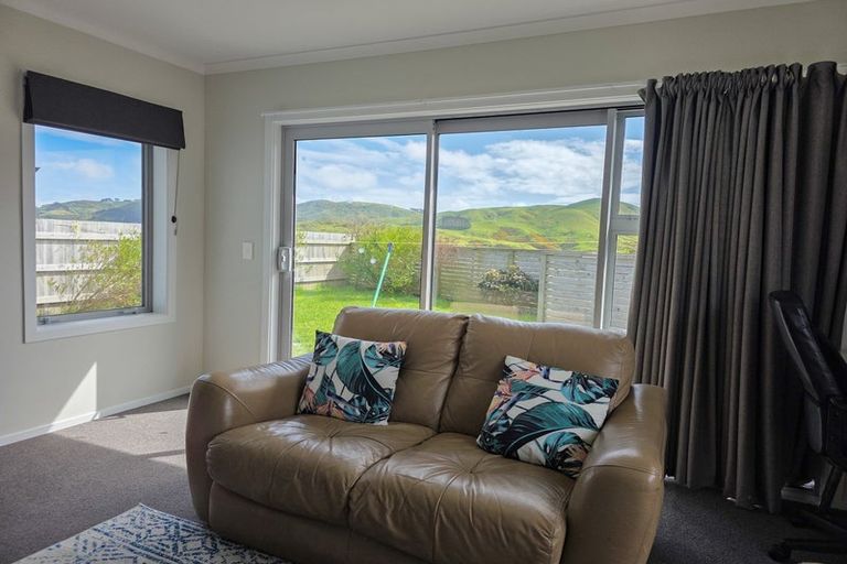 Photo of property in 27 Kairaumati Crescent, Kelson, Lower Hutt, 5010