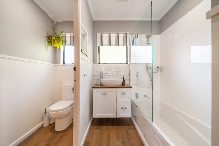 Photo of property in 12 Transom Close, Whitby, Porirua, 5024