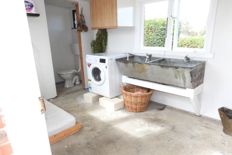 Photo of property in 25 Charles Street, Weston, Oamaru, 9401