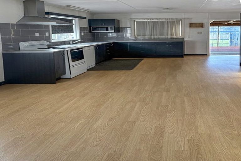 Photo of property in 25 Great North Road, Waipawa, 4210