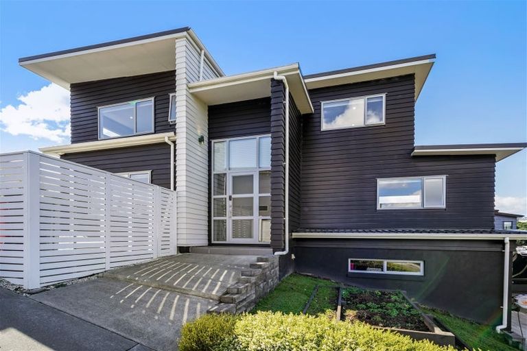 Photo of property in 106 Voyager Drive, Gulf Harbour, Whangaparaoa, 0930