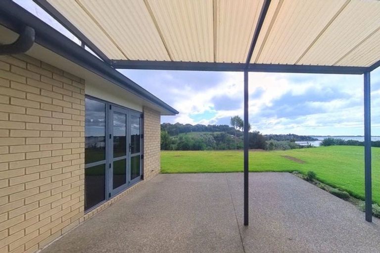 Photo of property in 53 Lynley Park Drive, Omokoroa, 3114