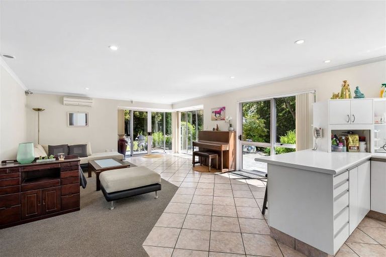 Photo of property in 12 Cephas Close, Sockburn, Christchurch, 8042