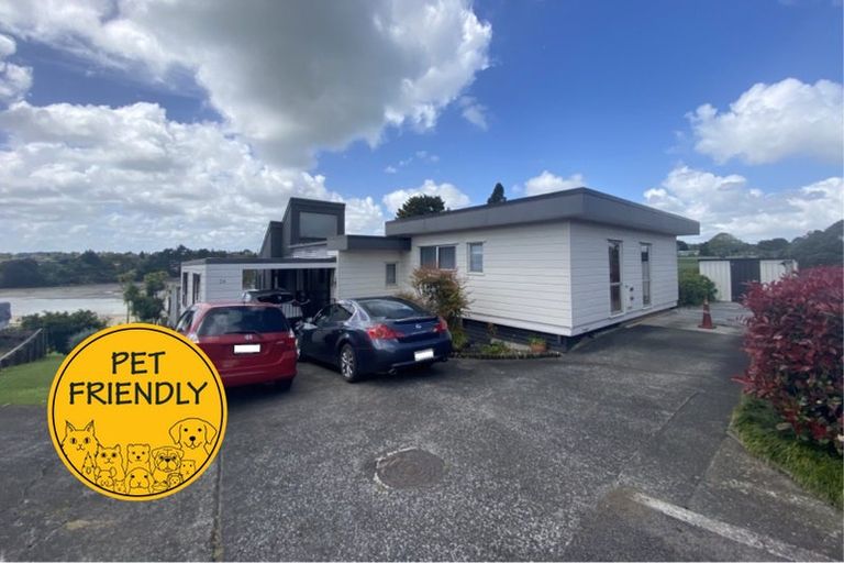 Photo of property in 24 Meachen Terrace, Waiuku, 2123
