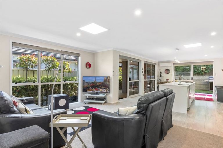 Photo of property in 17 Seashell Drive, Papamoa Beach, Papamoa, 3118