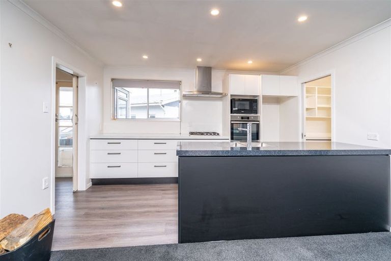 Photo of property in 3 Mcneil Street, Balclutha, 9230