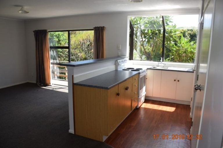 Photo of property in 103b Woodglen Road, Glen Eden, Auckland, 0602