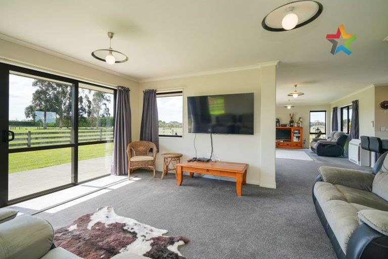 Photo of property in 43 Steel Road, West Plains, Invercargill, 9874