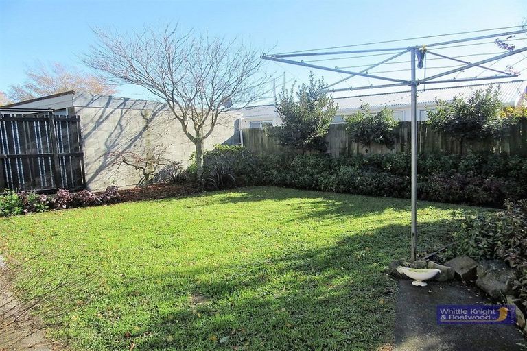 Photo of property in 4/8 Bowen Street, Upper Riccarton, Christchurch, 8041