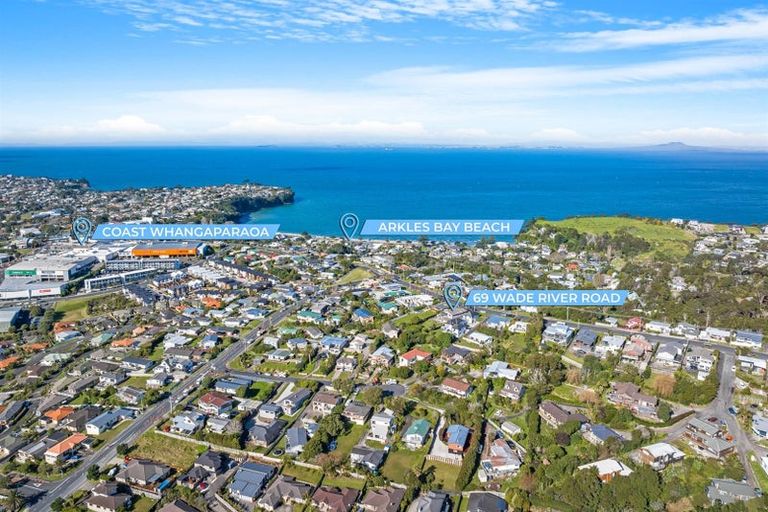 Photo of property in 69 Wade River Road, Stanmore Bay, Whangaparaoa, 0932