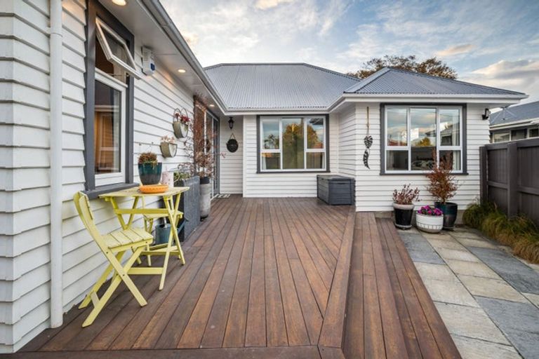 Photo of property in 137 Harris Crescent, Papanui, Christchurch, 8053