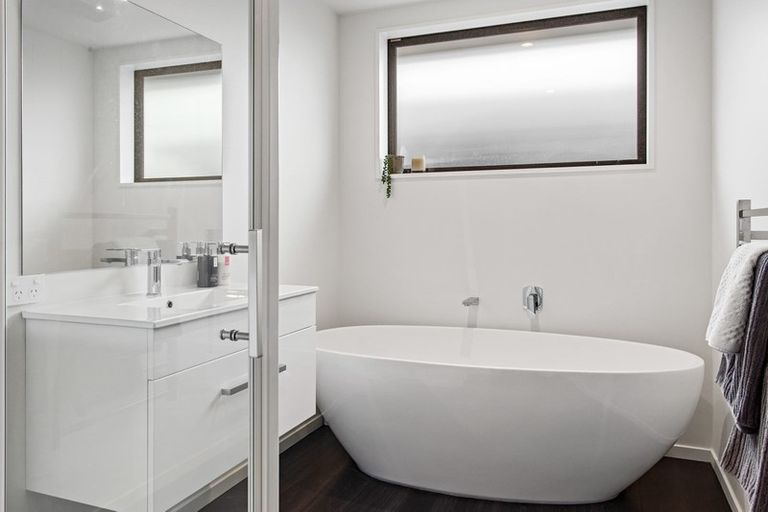 Photo of property in 76 Sutherland Drive, Kaiapoi, 7630