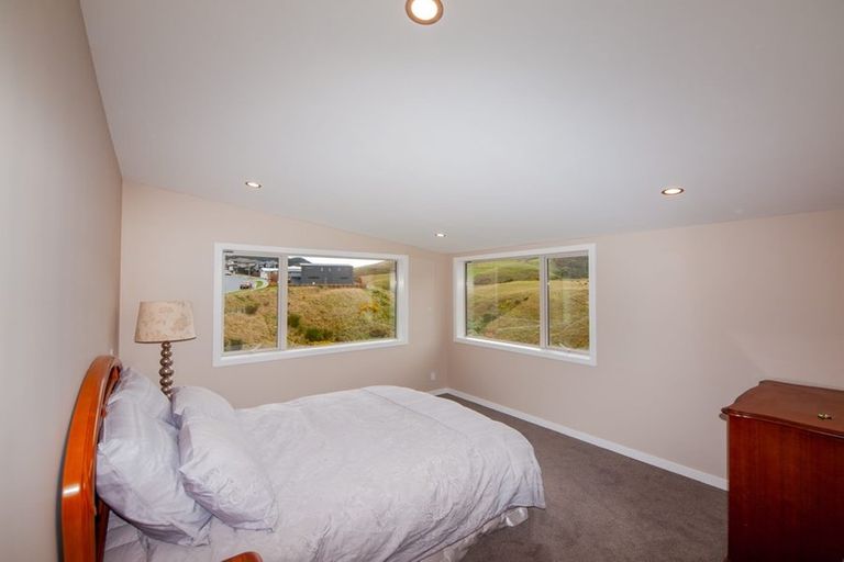 Photo of property in 86 Melksham Drive, Churton Park, Wellington, 6037