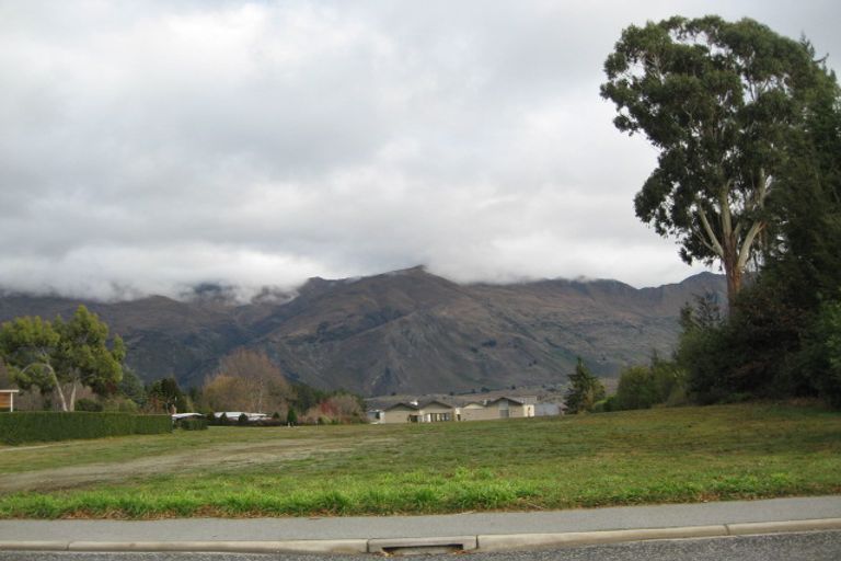 Photo of property in 168a Beacon Point Road, Wanaka, 9305