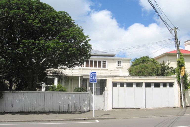 Photo of property in 23 Tinakori Road, Thorndon, Wellington, 6011