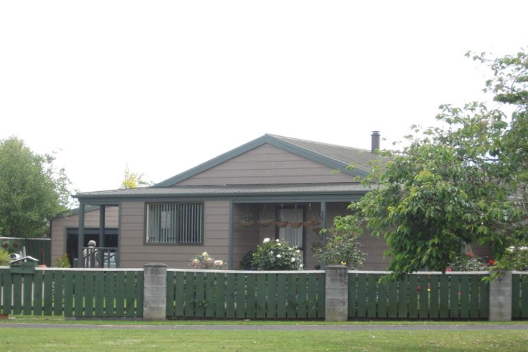 Photo of property in 277 Shakespeare Street, Leamington, Cambridge, 3432