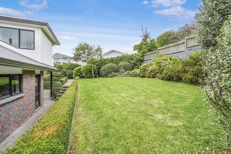 Photo of property in 5 Dallinger Street, St Andrews, Hamilton, 3200