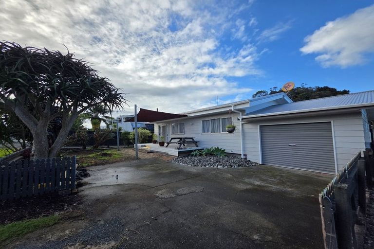 Photo of property in 1882 Ngunguru Road, Ngunguru, Whangarei, 0173