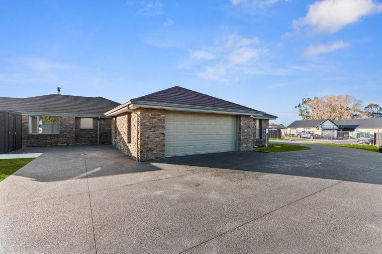 Photo of property in 35a Hawkins Road, Marshland, Christchurch, 8051