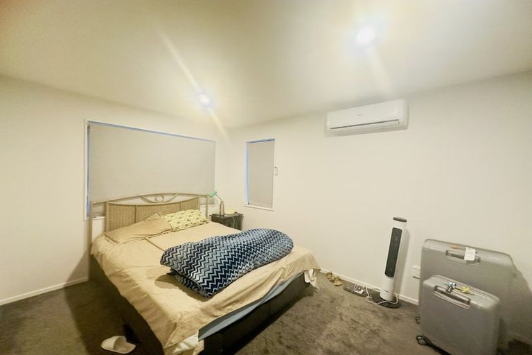 Photo of property in 32 Te Aparangi Road, Papakura, 2110