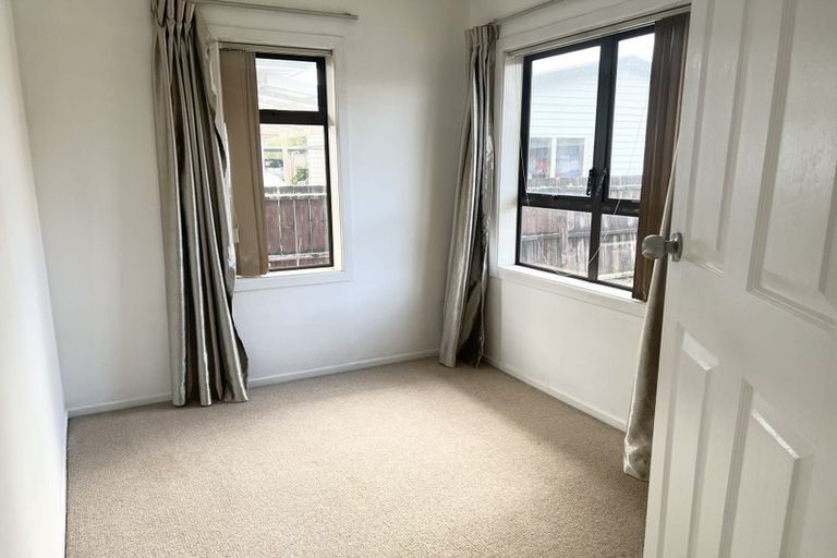 Photo of property in 67 Hyperion Drive, Randwick Park, Auckland, 2105