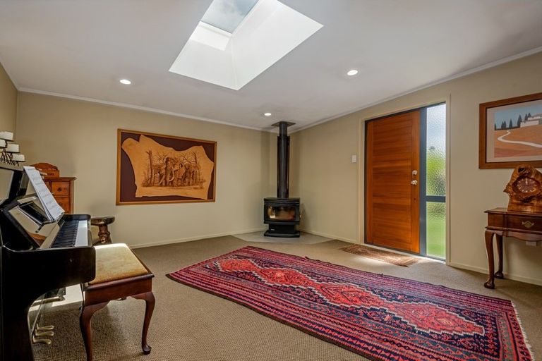 Photo of property in 47 Viles Road, Bulls, 4894