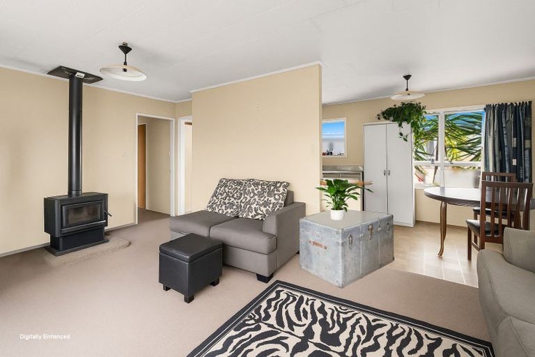 Photo of property in 1/1216 Papamoa Beach Road, Papamoa Beach, Papamoa, 3118