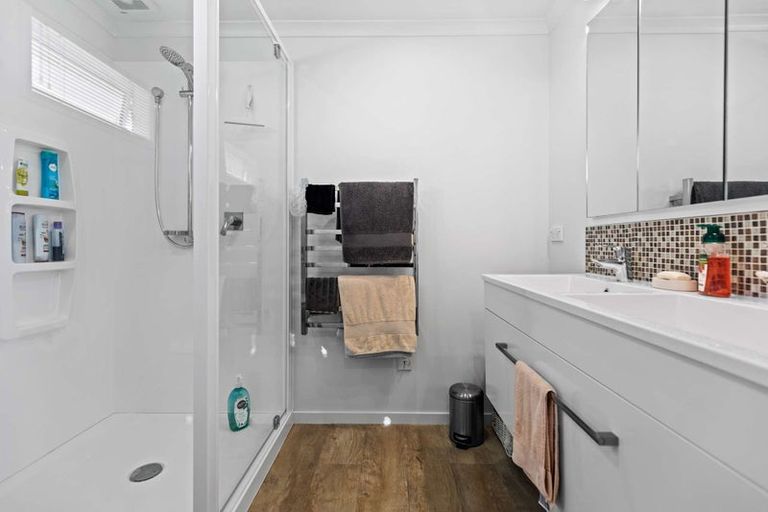 Photo of property in 20a Upper Bow Street, Raglan, 3225