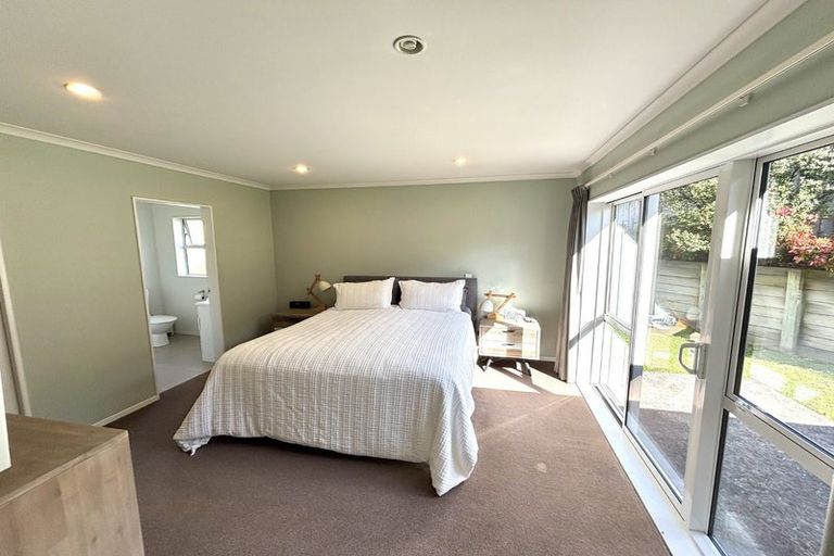 Photo of property in 6 Catlins Glen, Aotea, Porirua, 5024