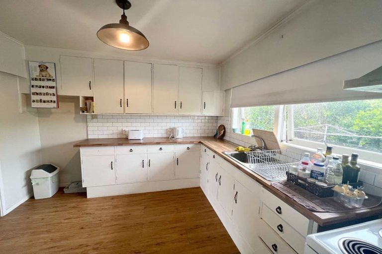 Photo of property in 2e Fraser Road, Papatoetoe, Auckland, 2025