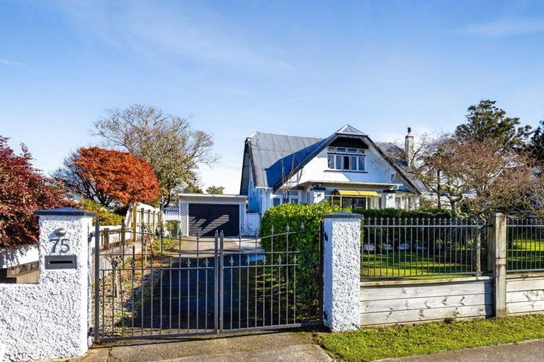 Photo of property in 75 Broadway, Stratford, 4332