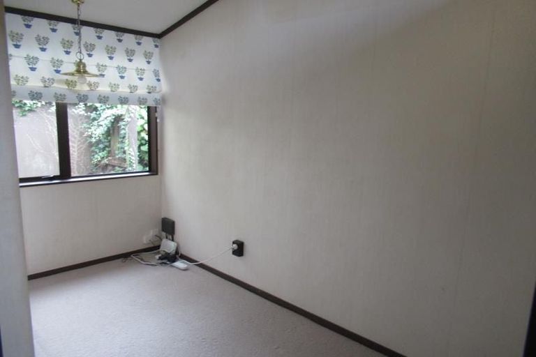 Photo of property in 345 Te Moana Road, Waikanae, 5036