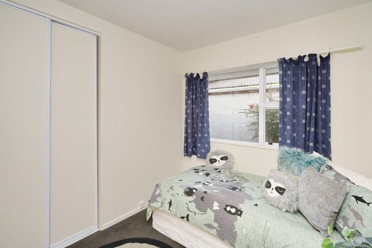 Photo of property in 2/288 Pine Avenue, South New Brighton, Christchurch, 8062
