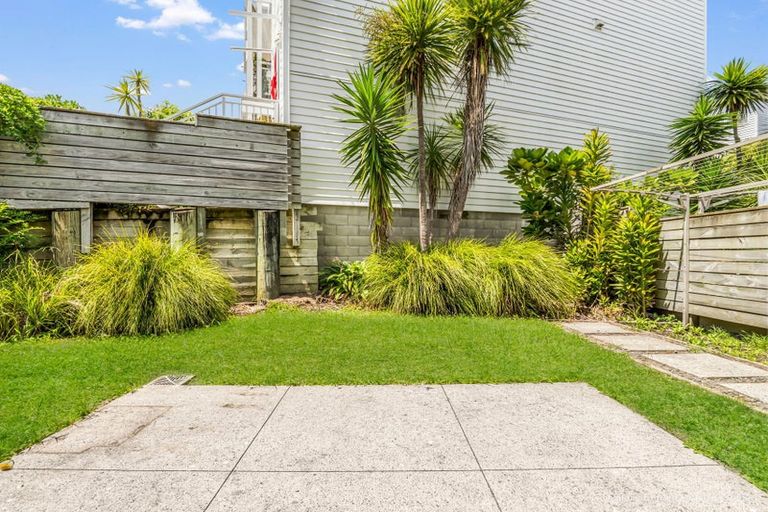 Photo of property in 1 Manawatere Way, Flat Bush, Auckland, 2019