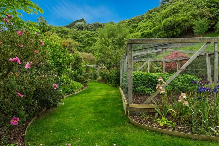 Photo of property in 38 Coombe Hay Terrace, Careys Bay, Port Chalmers, 9023