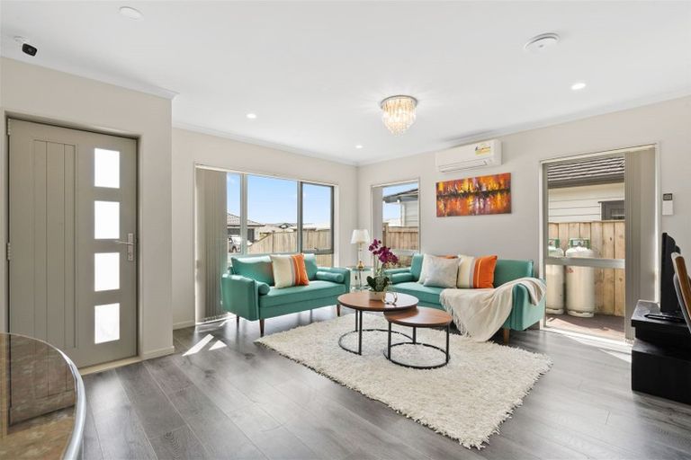 Photo of property in 208 Clevedon Road, Papakura, 2110